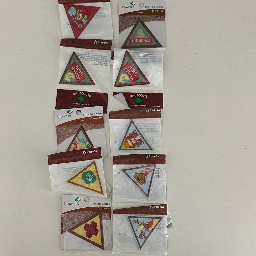 Girl Scouts Brownie Badge Set - Multicolor